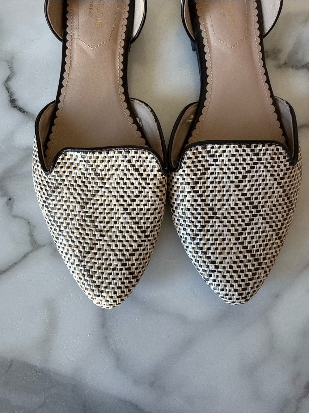 Isaac Mizrahi Flats Business Casual Closet Staple Preppy Elevated Basic size 10 - Picture 4 of 5